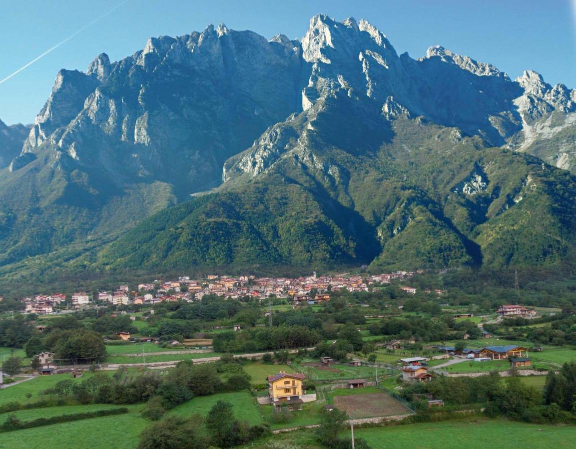 Azienda Agricola Agriturismo I Sei Petali Capo di Ponte Ngoại thất bức ảnh
