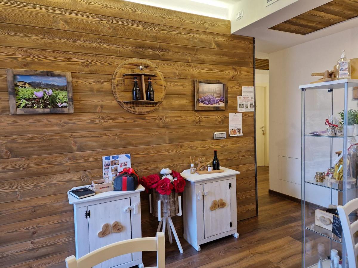 Azienda Agricola Agriturismo I Sei Petali Capo di Ponte Ngoại thất bức ảnh