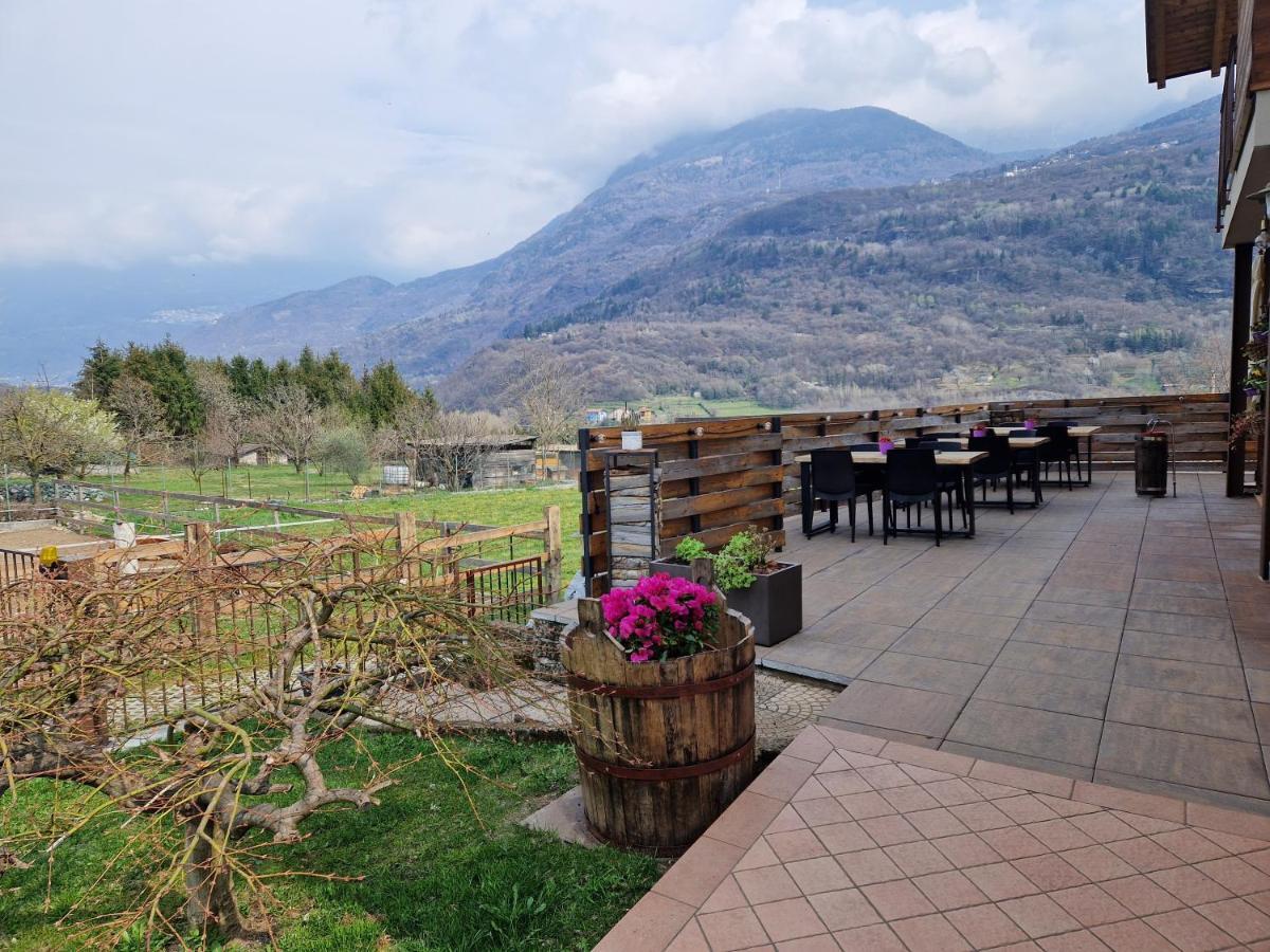Azienda Agricola Agriturismo I Sei Petali Capo di Ponte Ngoại thất bức ảnh